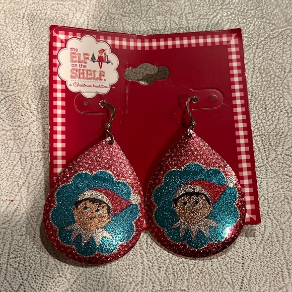 Elf on the shelf earrings brand new - Picture 1 of 1